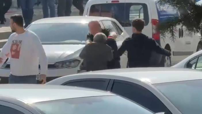 Bolu’da sokak ortasında yumruklu kavga!