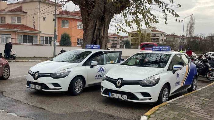 Okul çevresindeki sürücü kursu kabusu: Veliler endişeli
