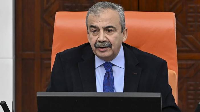 Sırrı Süreyya Önder hayatını kaybetti