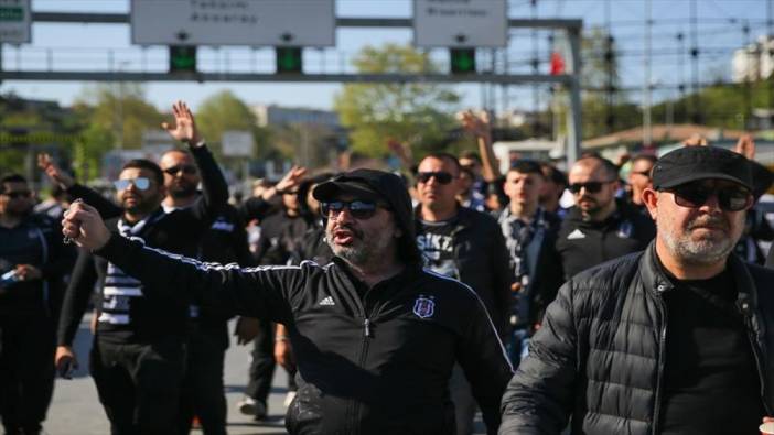 Beşiktaşlı taraftarlar Kadıköy'de