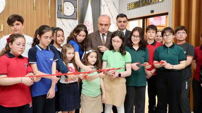 Ordu'da duygusal sergi! Açılışı Vali Erol, yaptı