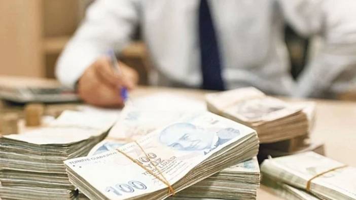 Bütçe açığı dikiş tutmuyor! İktidar 3 trilyondan vazgeçti...