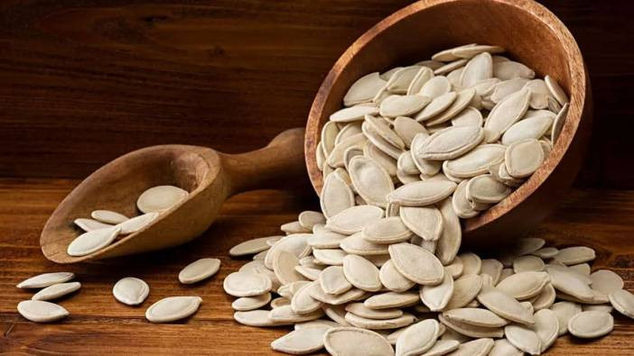 Kabak çekirdeğinin faydaları saymakla bitmiyor! Hastalıkların düşmanı erkeklerin en yakın dostu...