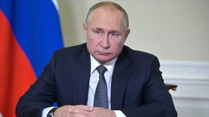 Putin'den flaş hamle. O ismin biletini kesti!