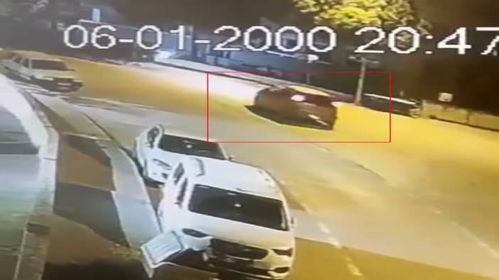 Park halindeki araçlara çarpan sürücü kayıplara karıştı