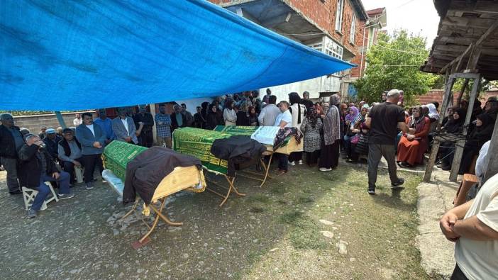 Arazi kavgasında öldürülen çift ile oğulları, toprağa verildi