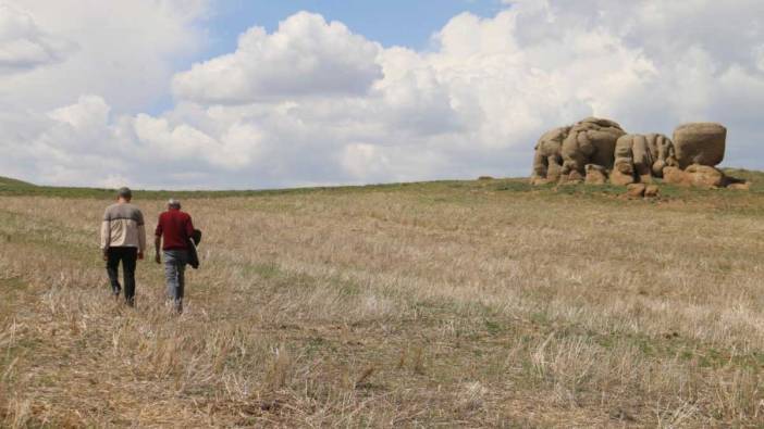 Sivas'ta esrarengiz durum! Kayaların sırrı çözülemiyor
