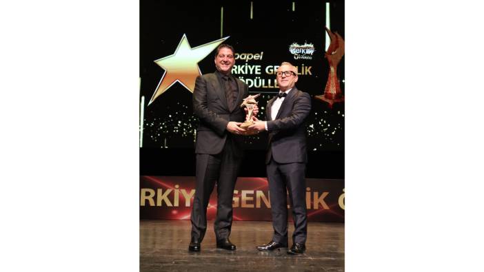 Papel’e Türkiye Gençlik Ödülleri’nde ‘Gençlik Prestij Ödülü’