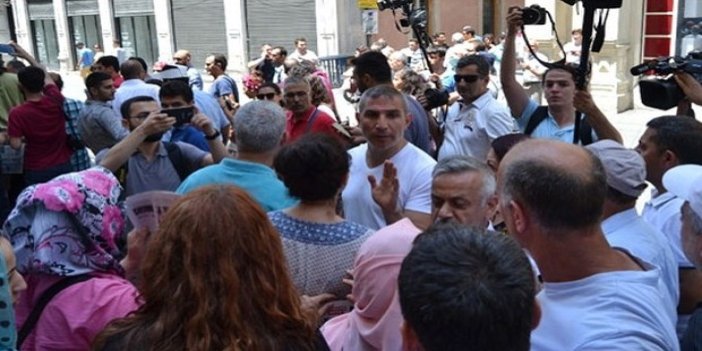 PKK'lılar İstiklal Caddesi'ni karıştırdı!