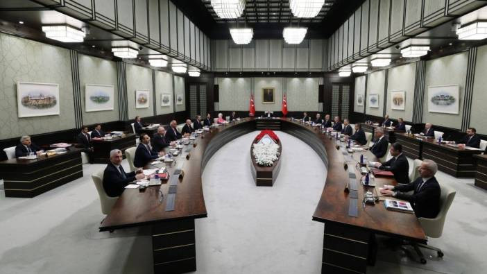 Kabine bugün toplanıyor! Masada neler var?