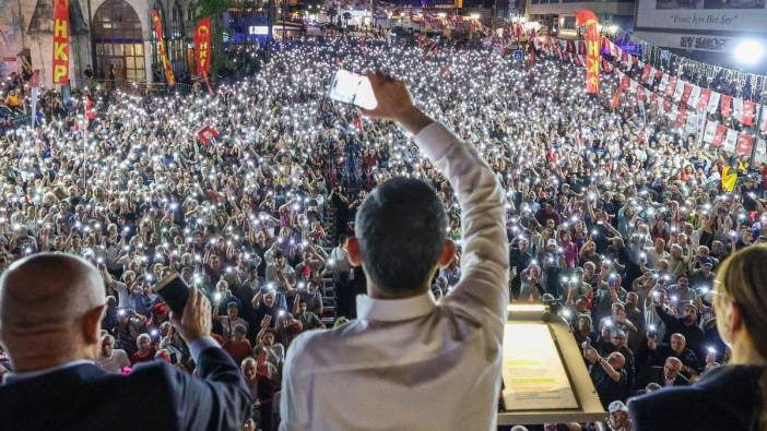 Özgür Özel miting meydanında 'sende olmayanları gör' diyerek sıraladı. 'Ey Erdoğan'