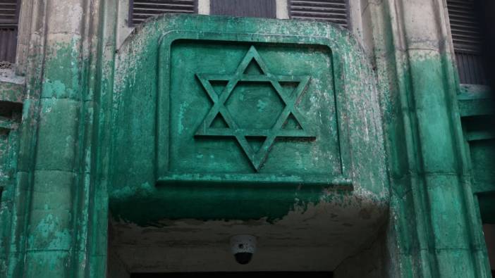 Sinagoglara boyalı provakasyon