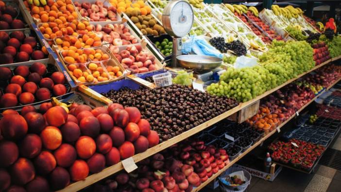Bu yaz cep yakıyor: Yaşanılan soğuklar meyve fiyatlarını coşturdu!