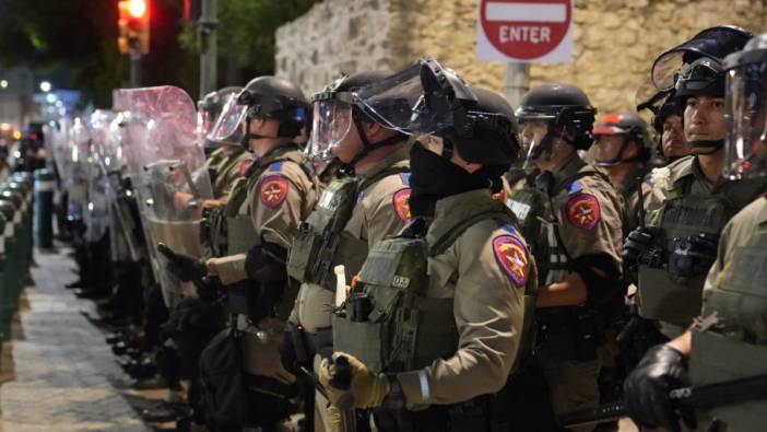 Trump, Texas'taki protestolara karşı 7 bin asker görevlendirildi