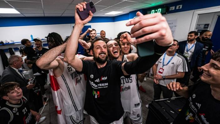 Şampiyondan göz yaşartan hareket: Eski Fenerbahçeliye jest