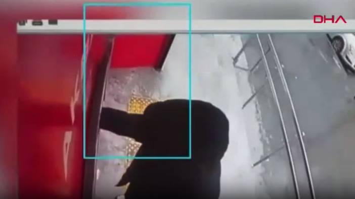 Para çekmeye gidenler dikkat! ATM'lerde yardım bahanesiyle geliyorlar