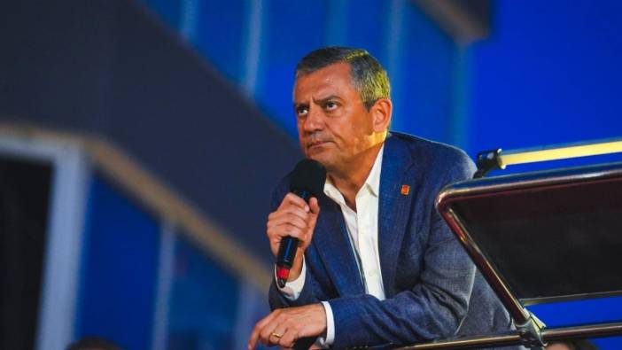 Ünlü gazeteciden Özgür Özel’e sert eleştri: Bu kafayla sen ülkeyi nasıl yöneteceksin?