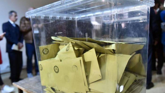 Saray'da herkesi derin düşüncelere sokacak anket. İktidara yakın şirket açıkladı
