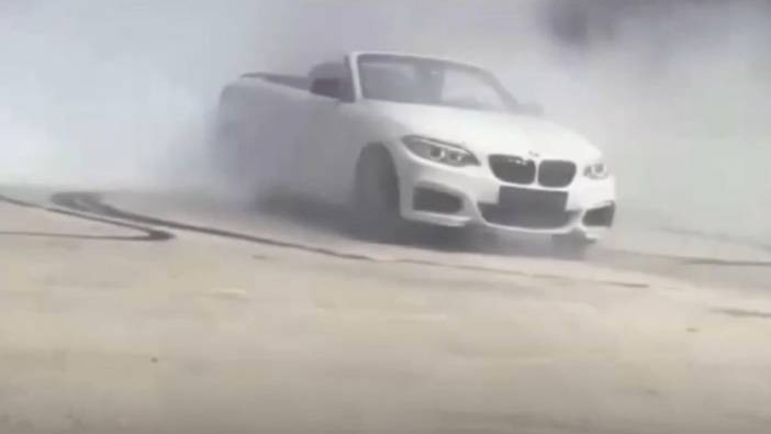Lüks otomobille drift yaptı, ehliyetini kaptırdı