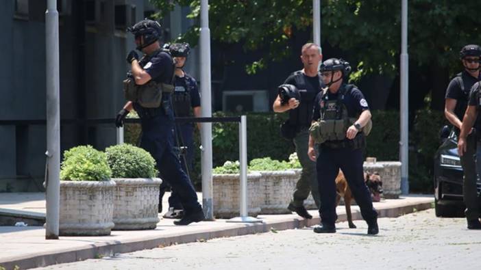 Meclis'te bomba ihbarı! Tüm bina boşaltıldı