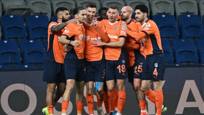 Başakşehir yıldız oyuncu ile ayrılığı açıkladı!