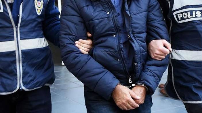 Yasa dışı silah ticareti yapan iki kişi gözaltına alındı
