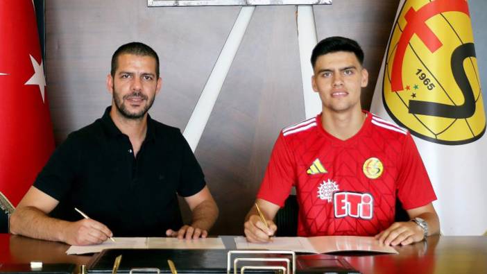 Eskişehirspor kalecisiyle yola devam ediyor
