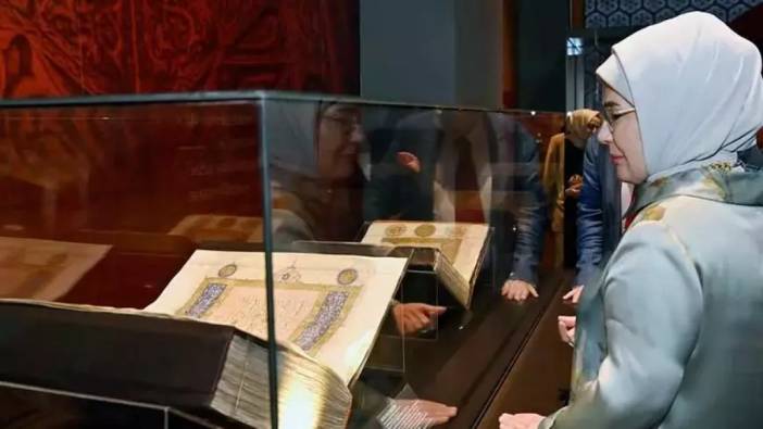 Emine Erdoğan, Millet Kütüphanesi'ndeki sergiyi ziyaret etti