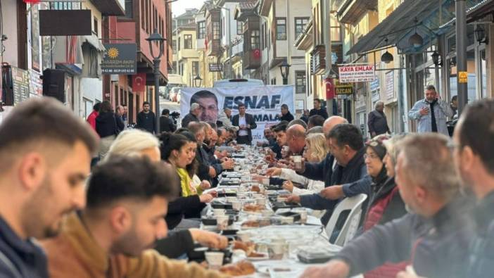 Burdur Belediye Başkanı esnafın dertlerini dinledi