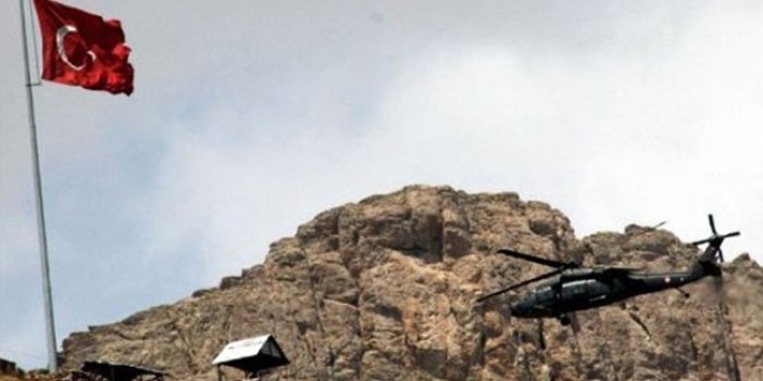 Hakkari'de 4 askeri üs bölgesine saldırı!