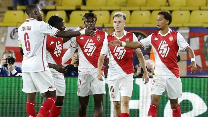 Dünya yıldızı Galatasaray forması giydi! Taraftarlar heyecanlandı