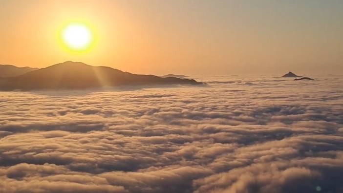 Karadeniz'de bulutlar denize dönüştü