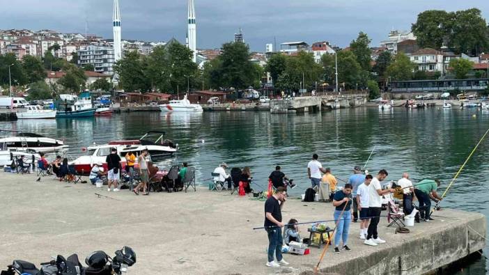 Olta balıkçılarının yeni gözdesi: Akçakoca Limanı