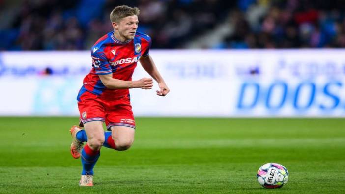 Trabzonspor dümeni Çekya'ya kırdı!