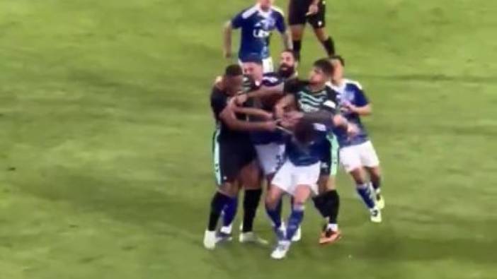 Futbol değil boks maçı!