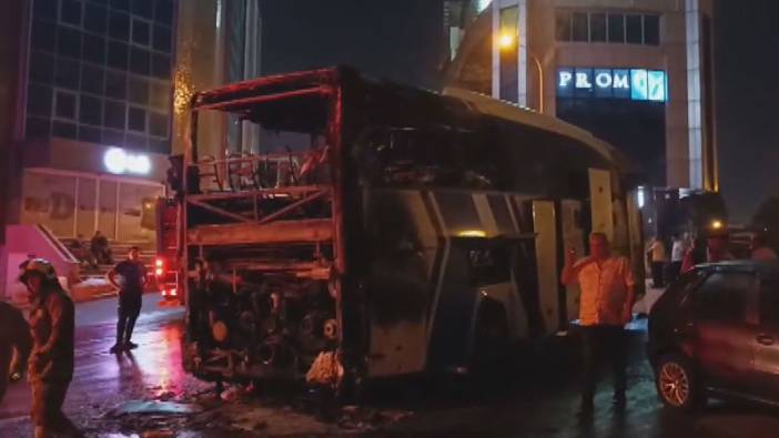 Ümraniye’de yolcu otobüsünde yangın