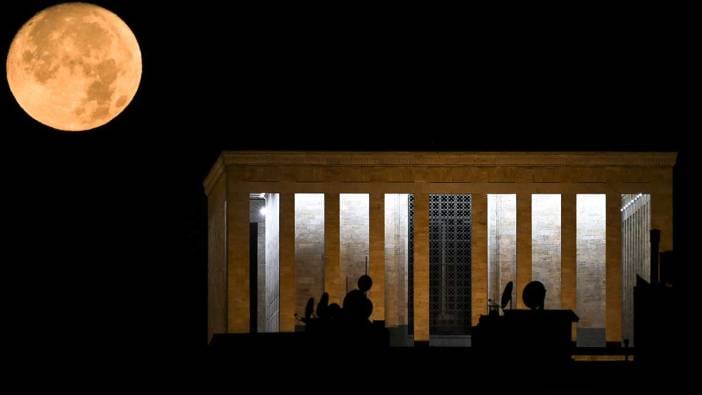 Anıtkabir'de büyüleyen görüntü