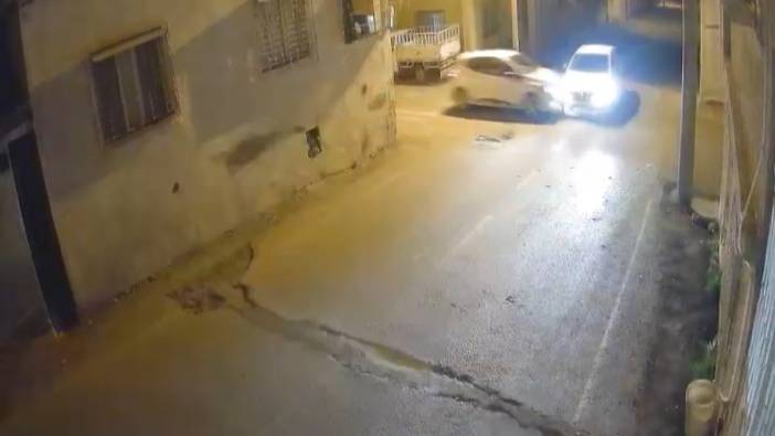 Sokak kesişimde kafa kafaya çarpıştılar