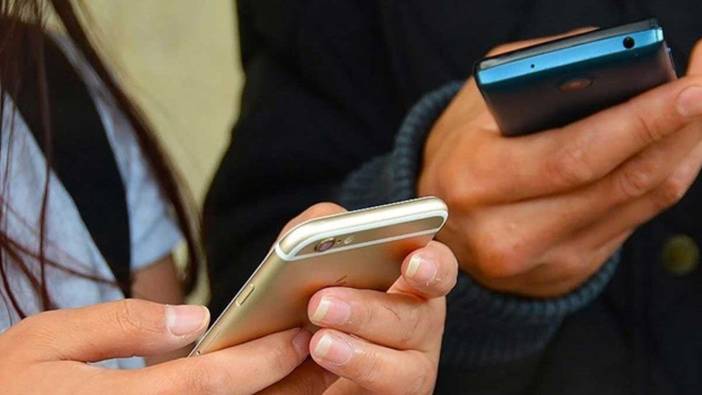 Sınıfta kalan operatörlerden deprem bölgesinde ücretsiz konuşma ve internet