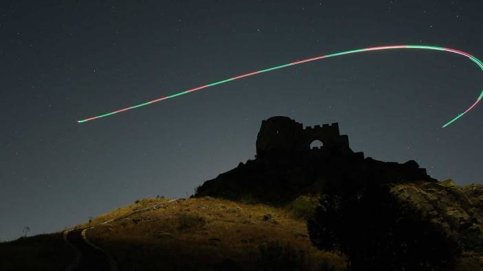 700 yıllık Kov Kalesi'nde perseid meteor yağmuru