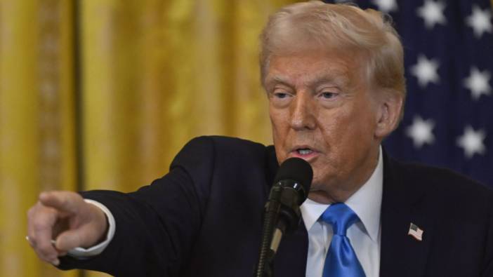 Trump yönetiminden tarihi küçülme kararı: 300 bin kişi işten çıkarılacak