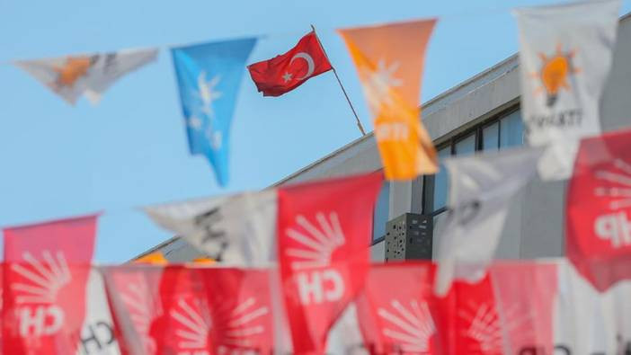 Bir CHP'li büyükşehir daha AKP'ye geçiyor iddiası!