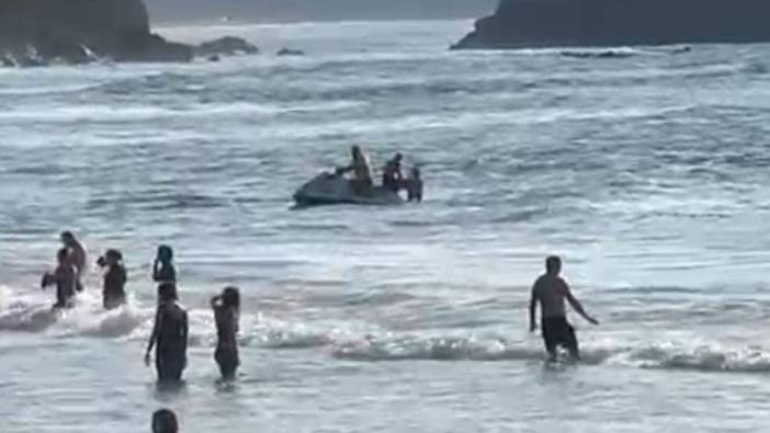 Denize giren vatandaş boğulmaktan son anda kurtarıldı