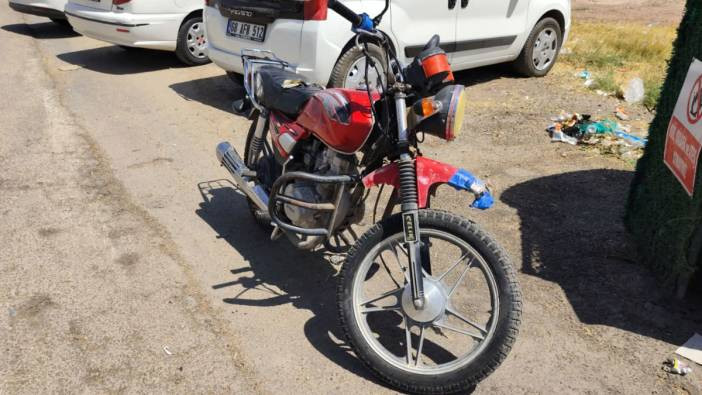 Aksaray’da plakasız motosiklet denetimde yakalandı