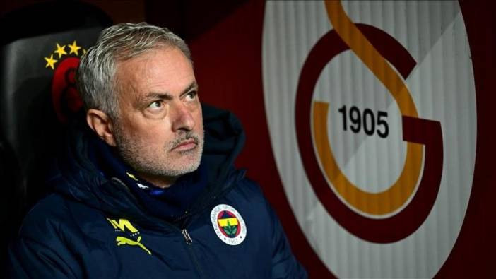 Jose Mourinho İstanbul'dan ayrıldı! İşte o görüntüler...