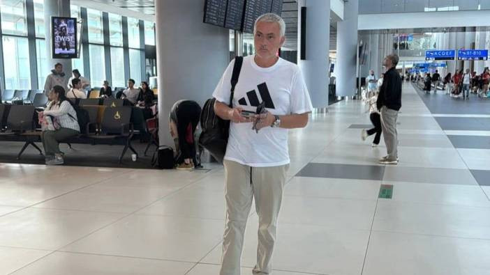 Jose Mourinho İstanbul'dan ayrıldı! İşte o görüntüler...