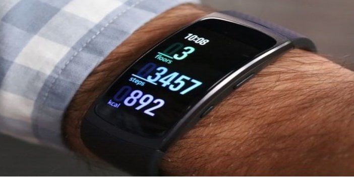 Samsung Gear Fit2 Türkiye'ye geliyor