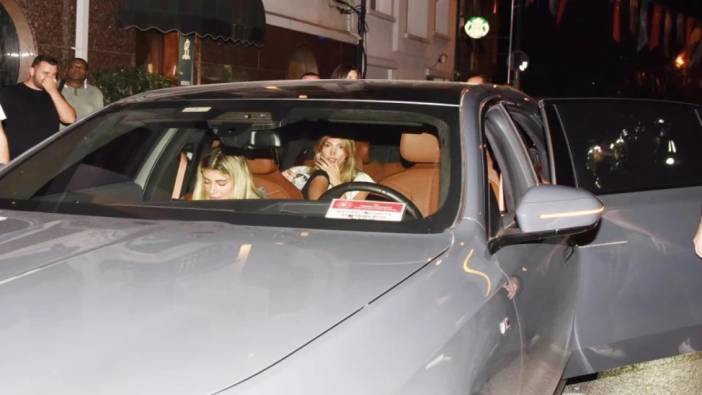 Şevval Şahin resmi araçla eğlence turunda! Araçtaki yazı dikkat çekti