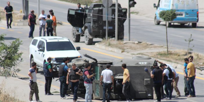 Asker ve polis araçları çarpıştı şehit var
