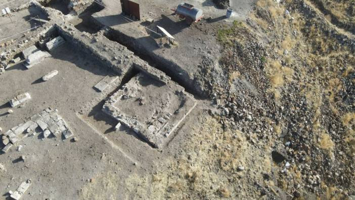 Ani'de tarihi keşif! Selçuklu kümbeti gün yüzüne çıkarıldı